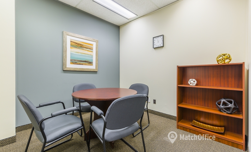 50 m² Business center in Mississauga, ON, 2 Robert Speck Parkway (L4Z 1H8) - 3 | MatchOffice.com