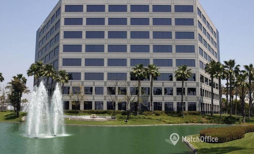 500 m² Co-working  in Toronto, 3281 E. Guasti Rd (M4N 3N1) - 4 | MatchOffice.com