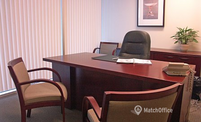 50 m² Coworking space  in Mississauga, ON, 5925 Airport Road (L4V 1W1) - 1 | MatchOffice.com