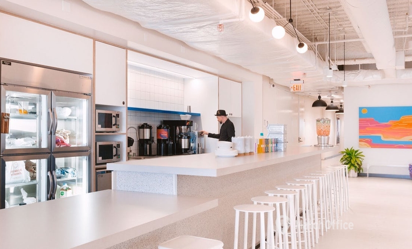 40 m² Business center property available to rent in Toronto, Bloor Street West 571 (M6G 1K3) - 0 | MatchOffice.com