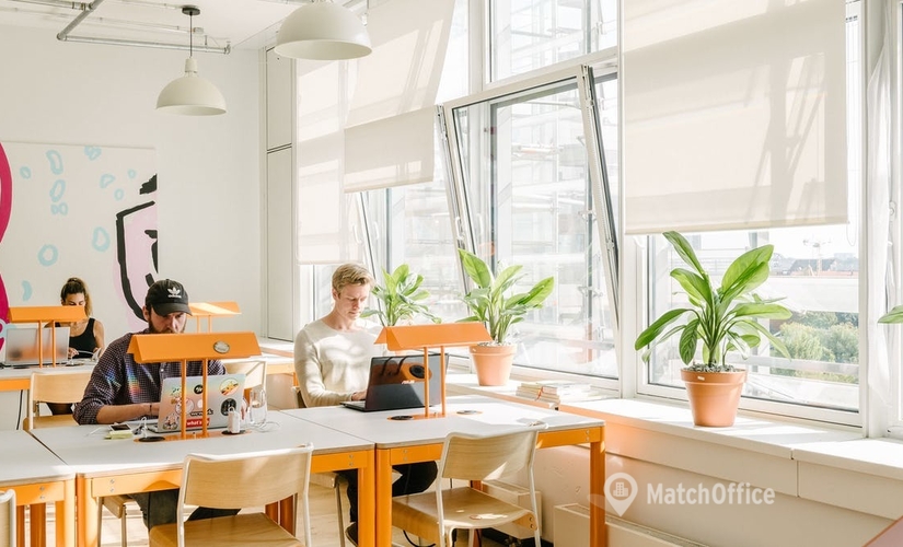 40 m² Business space property for rent in Toronto, Brentwood Drive 4622 (V5C 0C2) - 0 | MatchOffice.com