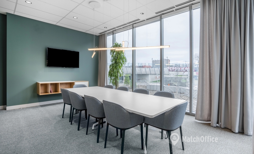 100 m² Serviced office in Toronto, 34 Minowan Miikan Lane (M6J 0G3) - 2 | MatchOffice.com