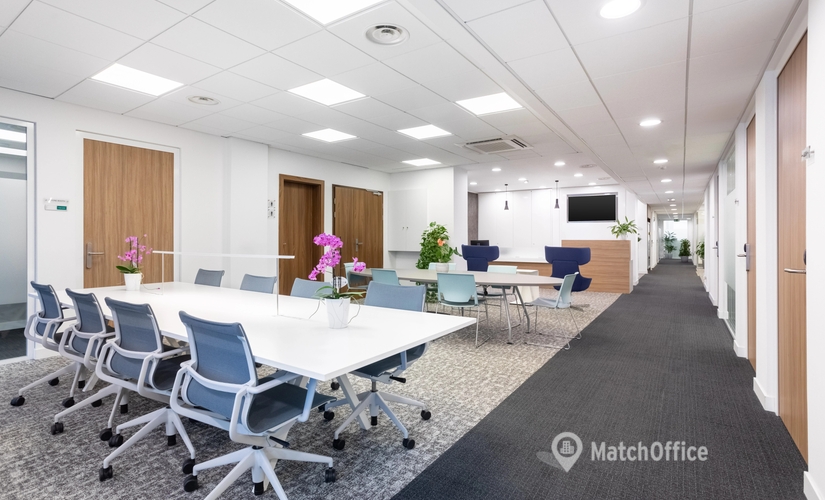 100 m² Shared office in Toronto, 80 Atlantic Avenue (M6K 1X9) - 3 | MatchOffice
