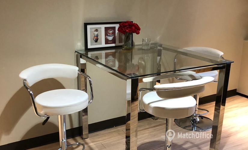 15 m² Office up for rent in Toronto, Financial District, M5H 2S8 - 3 | MatchOffice.com