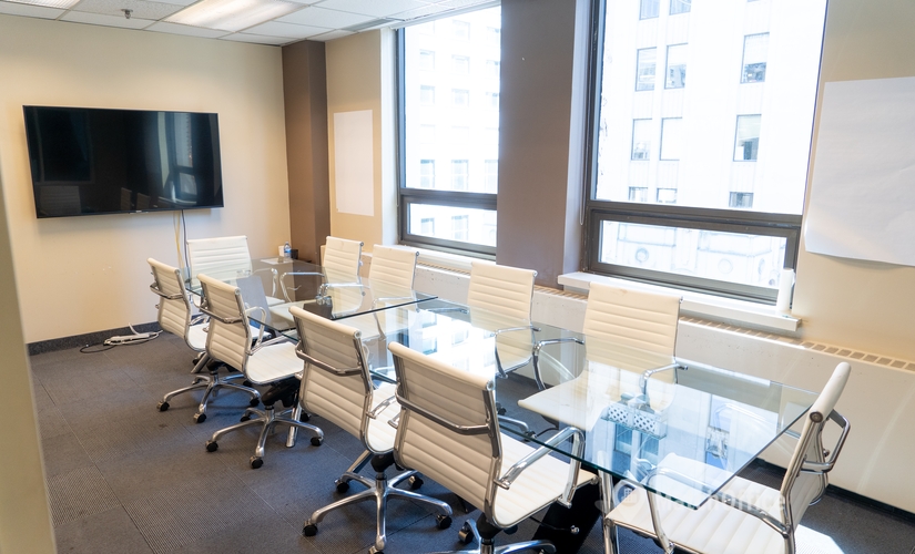 15 m² Serviced office up for rent in Toronto, Financial District, M5H 2S8  - 2 | MatchOffice