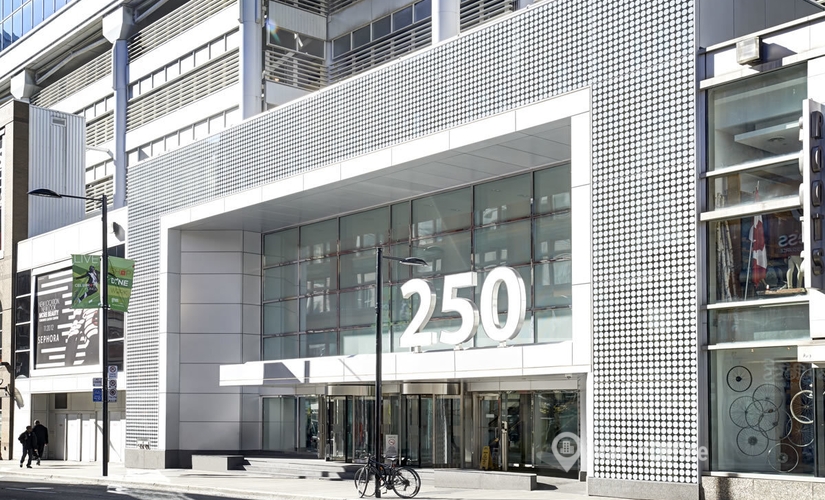 12 m² Coworking in Toronto, 250 Yonge Street (M5B 2L7) - 0 | MatchOffice.com