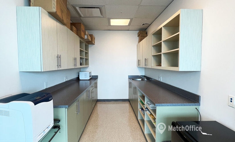 100 m² Conference room in Kitchener, ON, Waterloo region (N2G 4W1) - 2 | MatchOffice.com