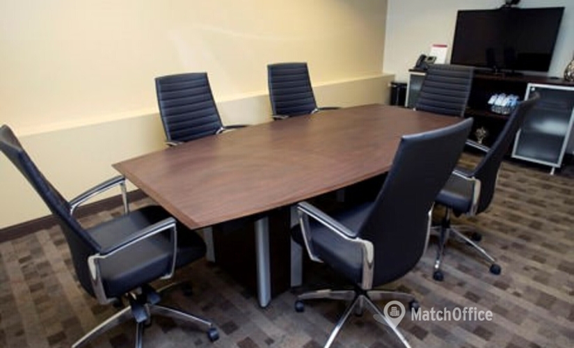 10 m² Shared workspace  in Brampton, ON, 2 County Court Blvd. (L6W 3W8) - 3 | MatchOffice.com