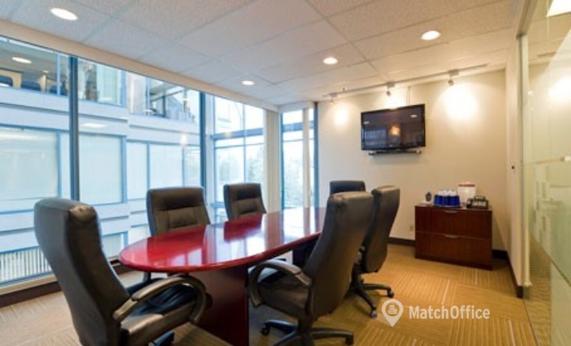 100 m² Conference hall in Toronto, 3080 Yonge Street (M4N 3N1) - 1 | MatchOffice