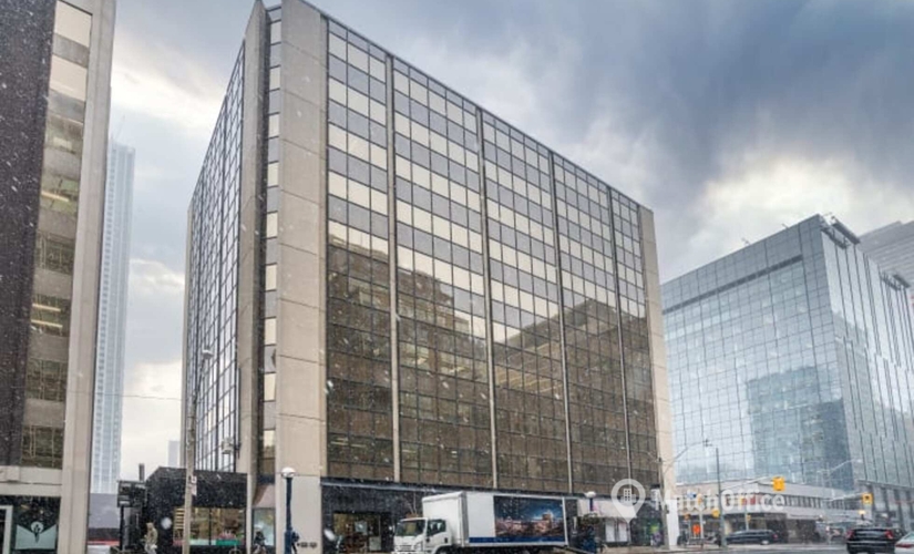 100 m² Convention center in Toronto, 1235 Bay Street (M5R 3K4) - 0 | MatchOffice