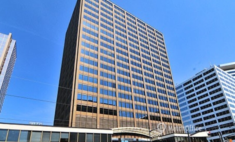 50 m² Serviced office in Toronto, 2 St. Clair Avenue West (M4V 1L5) - 1 | MatchOffice