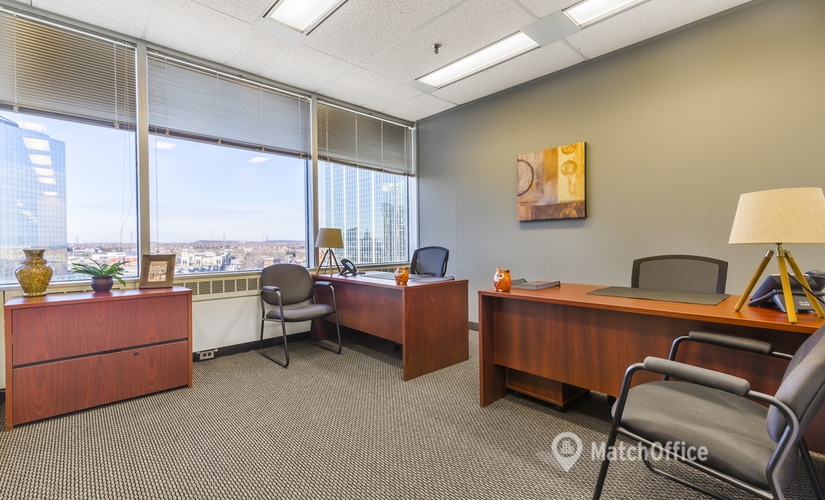 Virtual office in Toronto, 2 St. Clair Avenue West (M4V 1L5) - 4 | MatchOffice