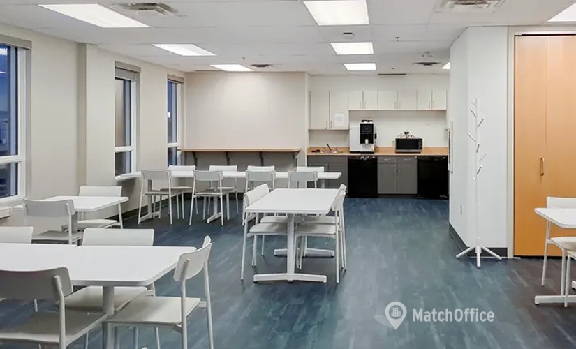 50 m² Business space in Edmonton, AB, Manulife Place (T5J 3S4) - 3 | MatchOffice.com