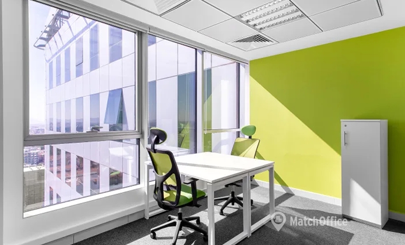 100 m² Business space in Toronto, 125 Commerce Valley Dr W (L3T 7W4) - 0 | MatchOffice.com
