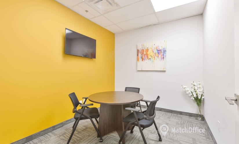 10 m² Conference space in Oakville, ON, 1075 North Service Rd. (L6M 2G2) - 1 | MatchOffice