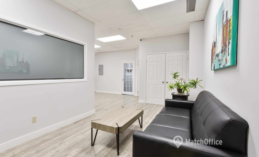 100 m² Conference room in Richmond Hill, ON, 330 Highway 7 (L4B 3P8) - 1 | MatchOffice
