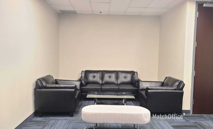 100 m² Conference hall in Toronto, 1200 Bay Street (M5R 2A5) - 2 | MatchOffice.com