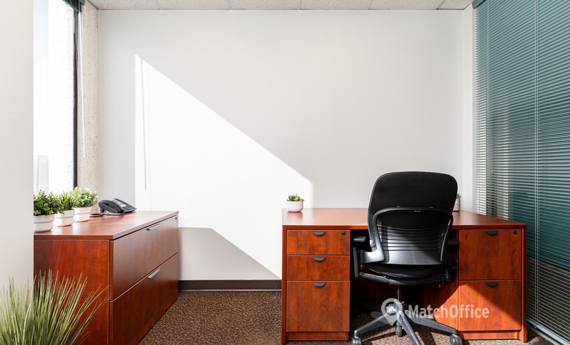 Office West Broadway 999 V5Z 1K5 Vancouver, BC