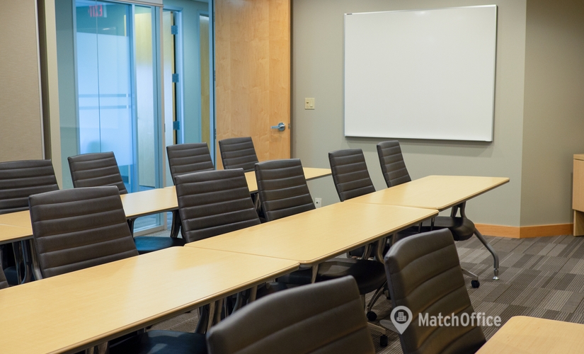  Conference room in Edmonton, AB, 10060-Jasper Ave (T5J 3R8) - 3 | MatchOffice.com
