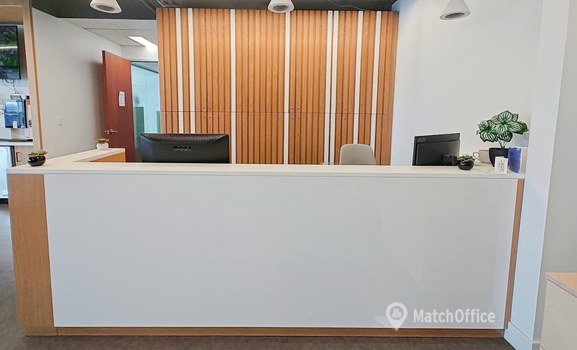 10 m² Shared workspace  in Toronto, 1 Dundas Street West (M5G 1Z3) - 2 | MatchOffice