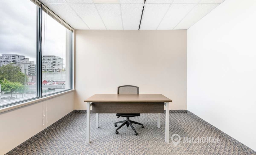 10 m² Coworking in Richmond, BC, 5811 Cooney Road (V6X 3M1) - 1 | MatchOffice