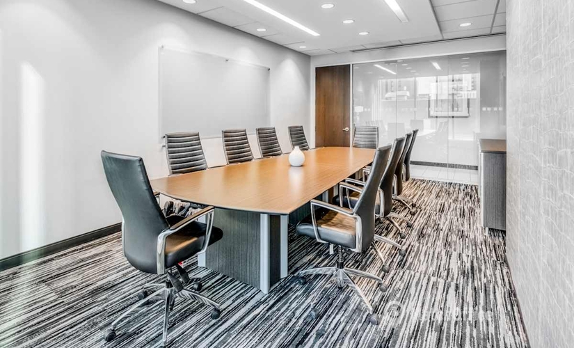 10 m² Shared workspace  in Toronto, 151 Yonge Street (M5C 2W7) - 2 | MatchOffice