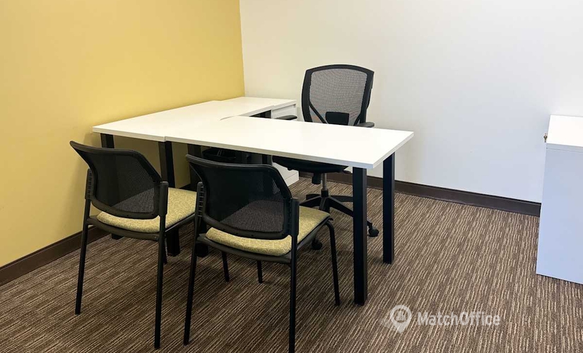 10 m² Coworking space  in Brampton, ON, 2 County Court Boulevard (L6W 3W8) - 3 | MatchOffice.com