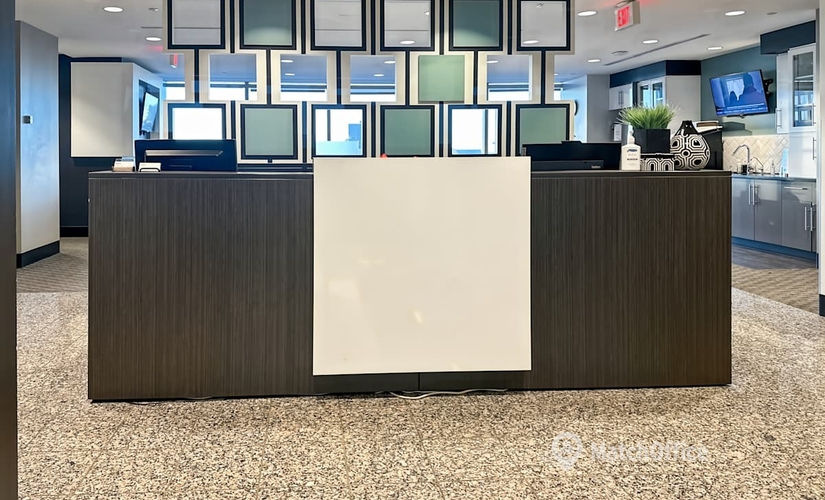 10 m² Business park in Calgary, AB, South West (T2P 4K9) - 1 | MatchOffice.com