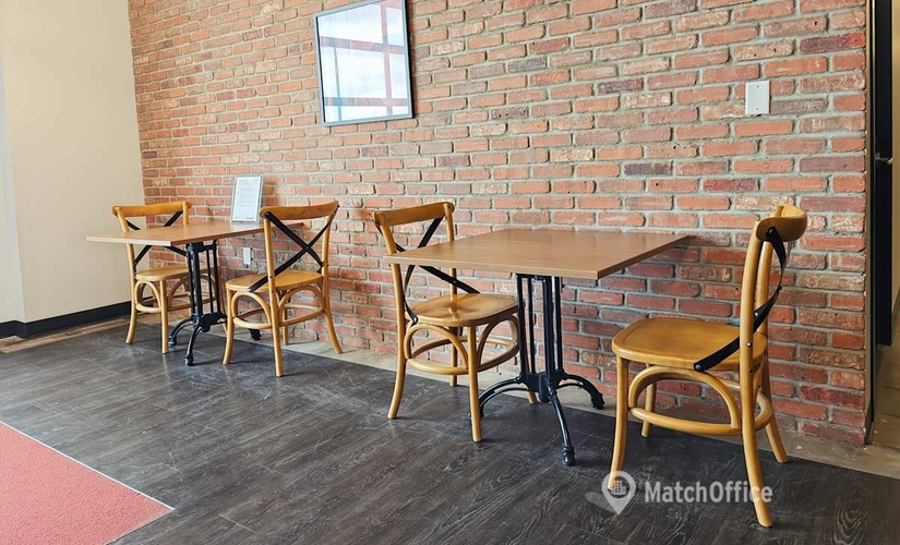 10 m² Shared office in Kitchener, ON, 180 Northfield Drive West (N2L 0C7) - 4 | MatchOffice.com