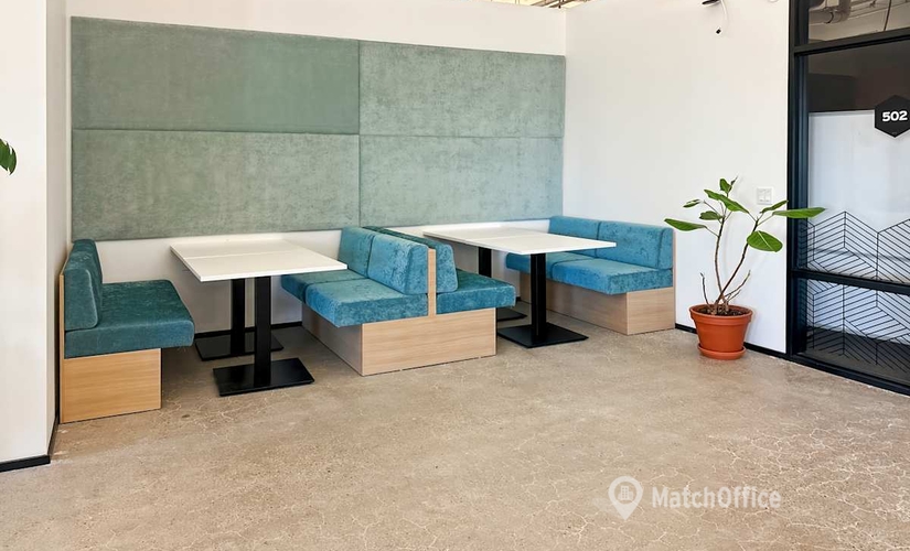 Virtual office space in Toronto, 235 Carlaw Avenue (M4M 2S1) - 4 | MatchOffice.com