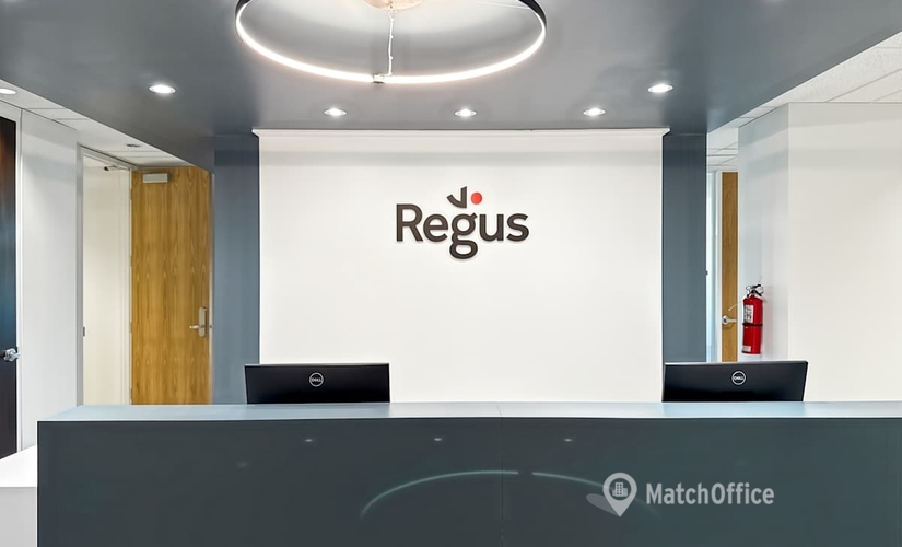 10 m² Shared workspace  in Mississauga, ON, 6700 Century Ave (L5N 6A4) - 1 | MatchOffice.com