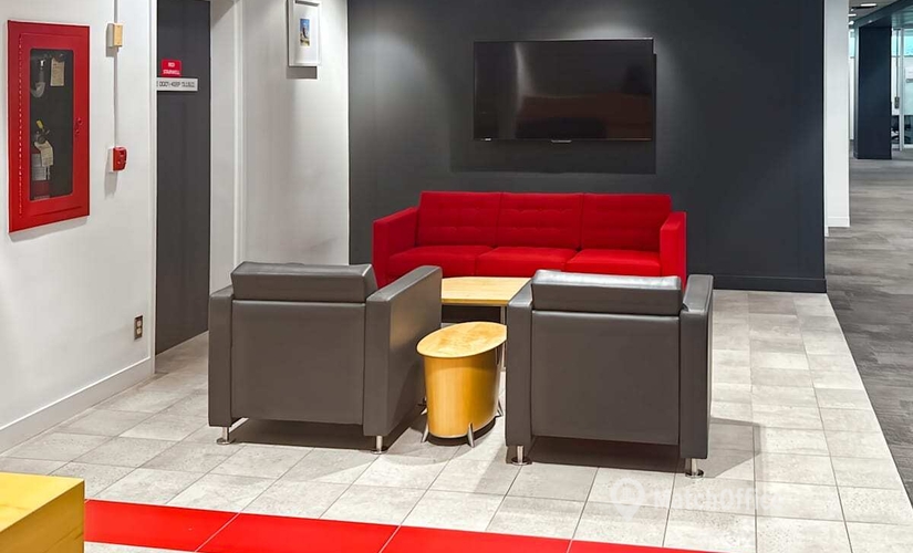 10 m² Shared workspace  in Vancouver, BC, 1045 Howe Street (V6Z 2A9) - 3 | MatchOffice