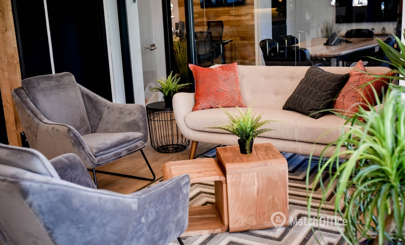 Office Rue Saint-Patrick 2727 H3K 0A8 Montreal, QC