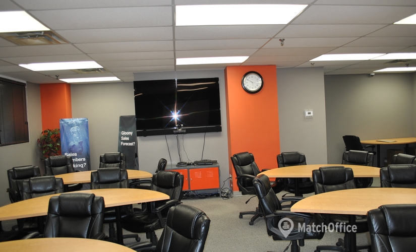 200 m² Business center in Ottawa, ON, Bongard Avenue 70 (K2E 6V2) - 2 | MatchOffice.com
