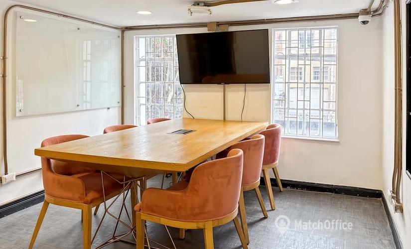 10 m² Shared workspace in Bogota, Cra 5 67-47 (0000) - 2 | MatchOffice