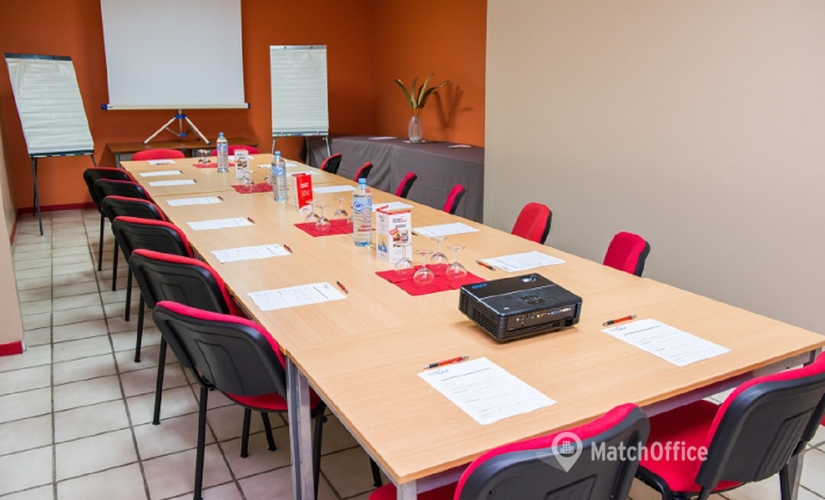 20 m² Business center in Baie-Mahault, Boulevard du Marquisat de Houelbourg 3617 (97122) - 0 | MatchOffice
