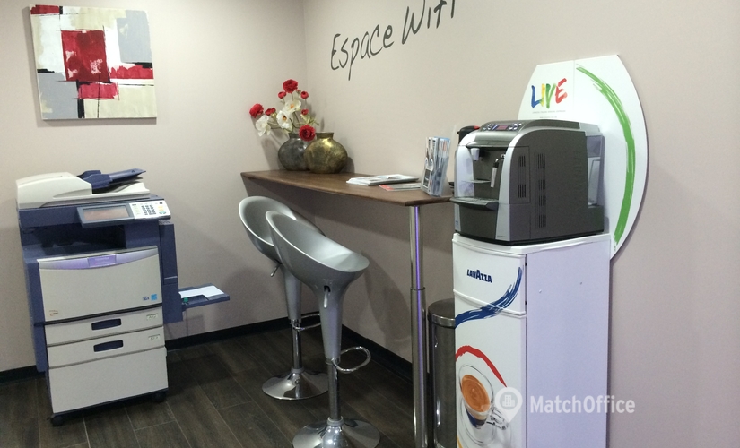 20 m² Business center in Baie-Mahault, Boulevard du Marquisat de Houelbourg 3617 (97122) - 2 | MatchOffice