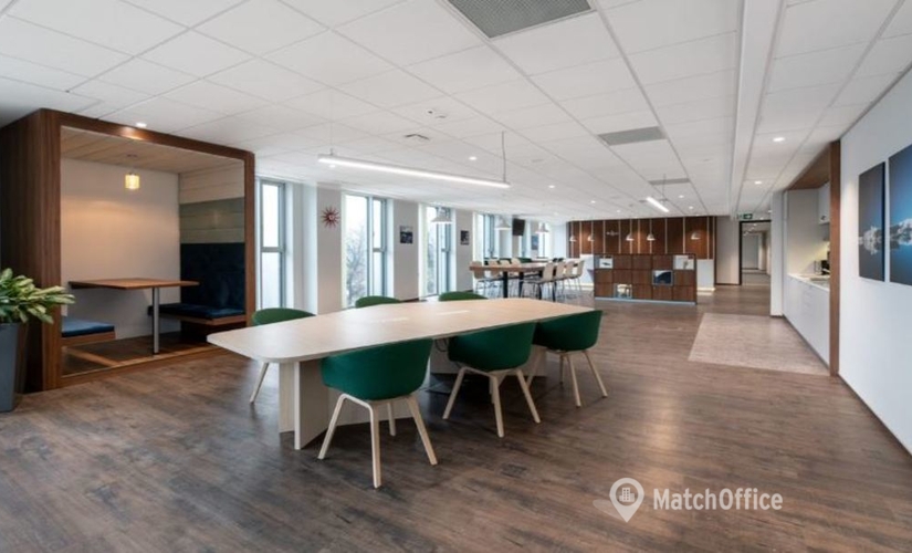 40 m² Business park building up for rent in Tiger Bay, Waterloo Street 165 (GUY) - 0 | MatchOffice.com