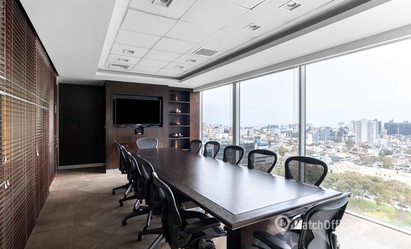 10 m² Coworking space in Lima, Calle Las Orquídeas 585 (15046) - 2 | MatchOffice