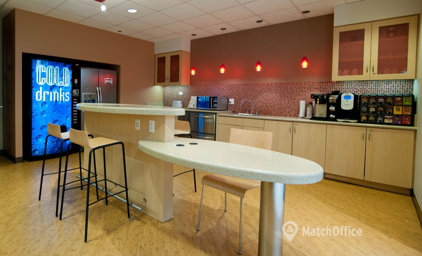 250 m² Business space place up for rent in Chicago, IL, 200 South Wacker Drive (60606) - 3 | MatchOffice.com