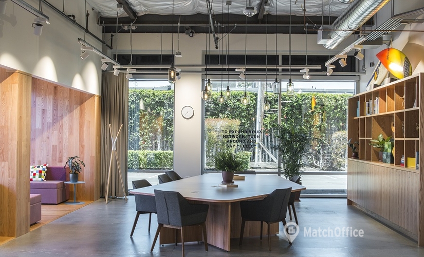 Virtual office space in Chicago, IL, North Sangamon Street 159 (60607) - 1 | MatchOffice.com