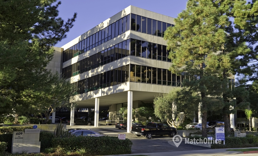 Virtual office space in Rolling Hills, CA, 609 Deep Valley Drive (90274) - 2 | MatchOffice.com