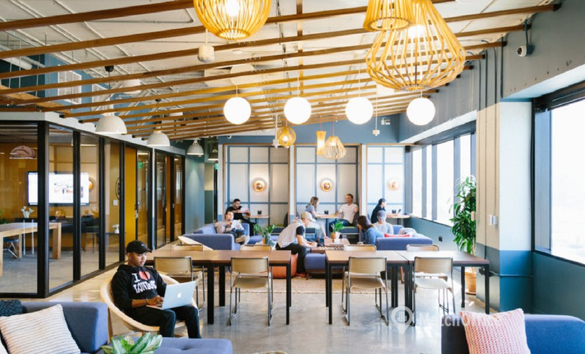 500 m² Business space in Los Angeles, CA, West Alameda Avenue 3900 (91505) - 1 | MatchOffice.com