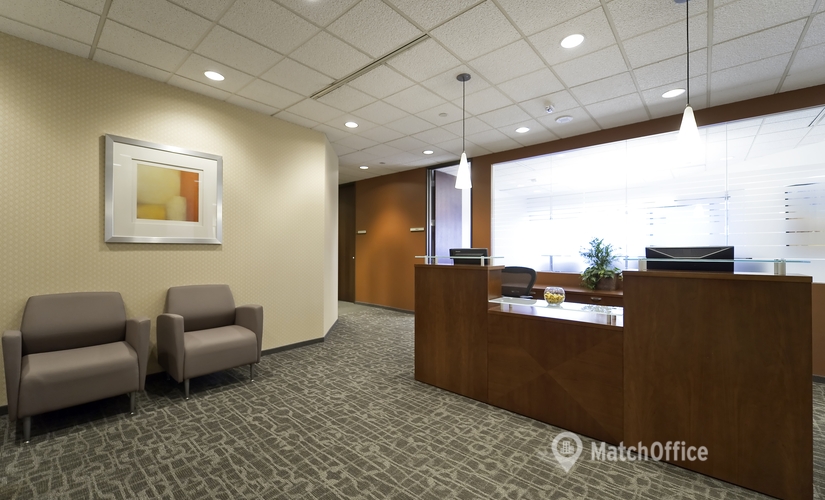 250 m² Business park in Bloomington, MN, 8400 Normandale Lake Boulevard (55437) - 1 | MatchOffice.com