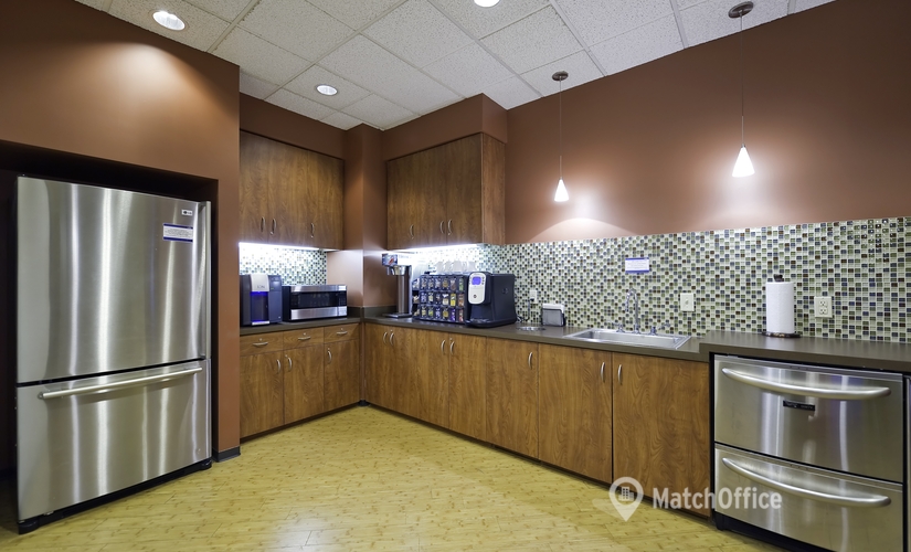 250 m² Serviced office in Bloomington, MN, 8400 Normandale Lake Boulevard (55437) - 3 | MatchOffice