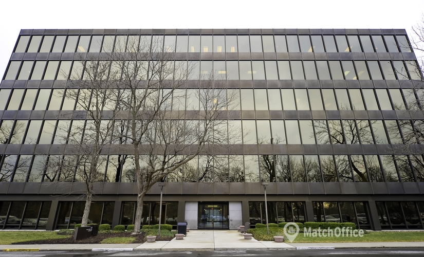 250 m² Business space in Overland Park, KS, 9393 West 110th Street (66210) - 0 | MatchOffice.com