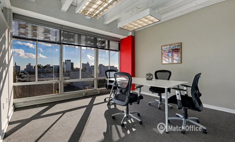 100 m² Convention center in Miami Beach, FL, 1688 Meridian Avenue (33139) - 1 | MatchOffice.com