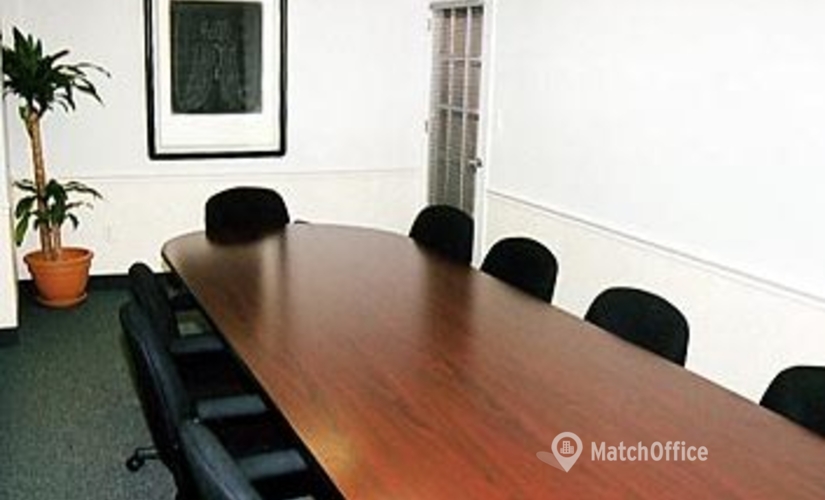 38 m² Conference room in Miami, FL, 1031 Ives Dairy Road (33179) - 3 | MatchOffice