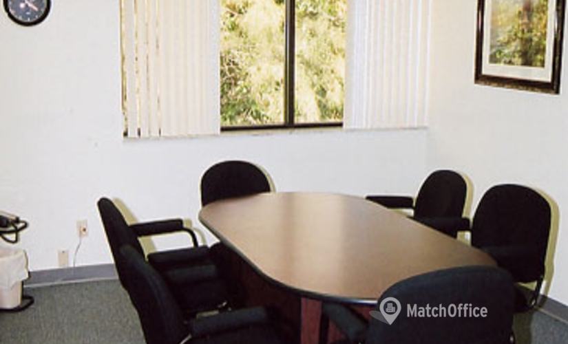 38 m² Conference room in Miami, FL, 1031 Ives Dairy Road (33179) - 5 | MatchOffice.com