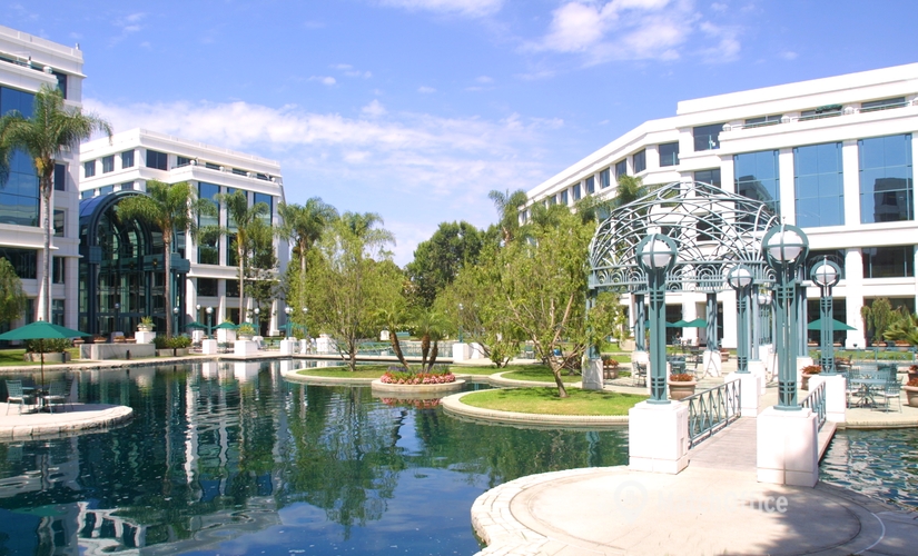 Virtual business address in Santa Monica, CA, 2425 Olympic Blvd. (90404) - 3 | MatchOffice.com